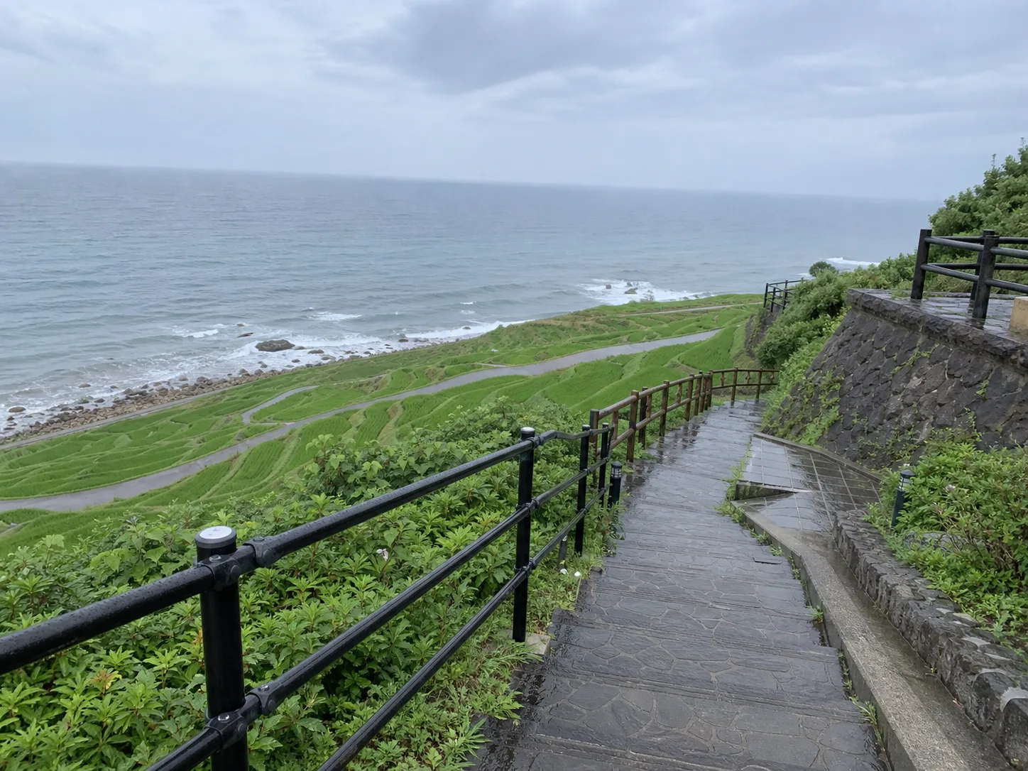 曽々木海岸・窓岩のアイキャッチ