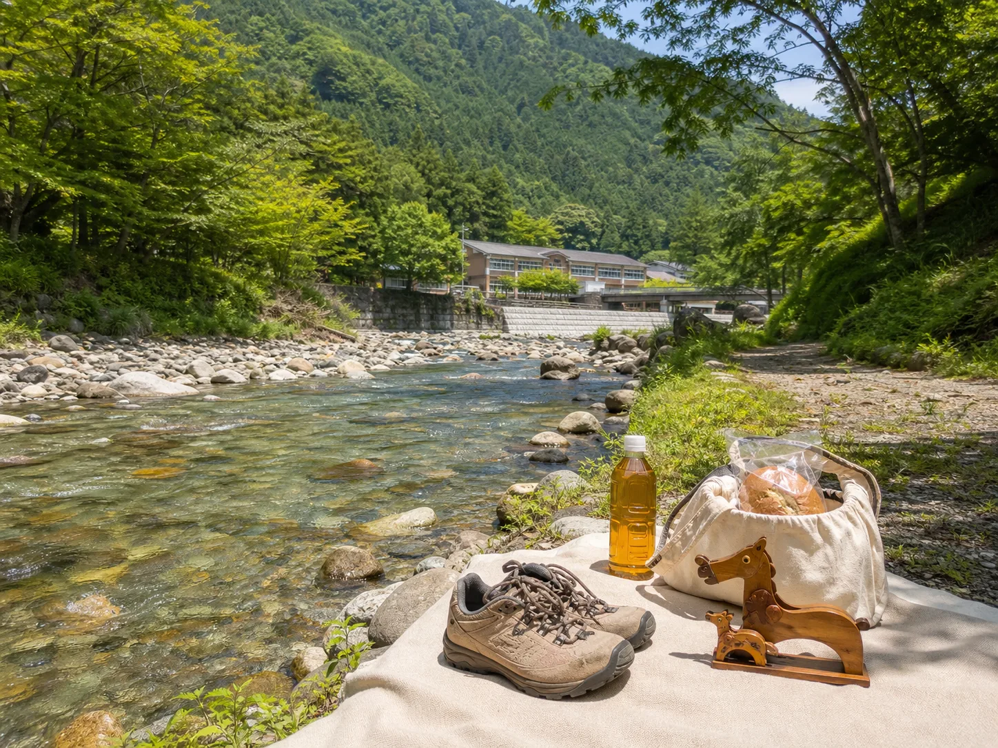 奥永源寺の渓流沿いで短い散策を楽しむ写真調イメージ