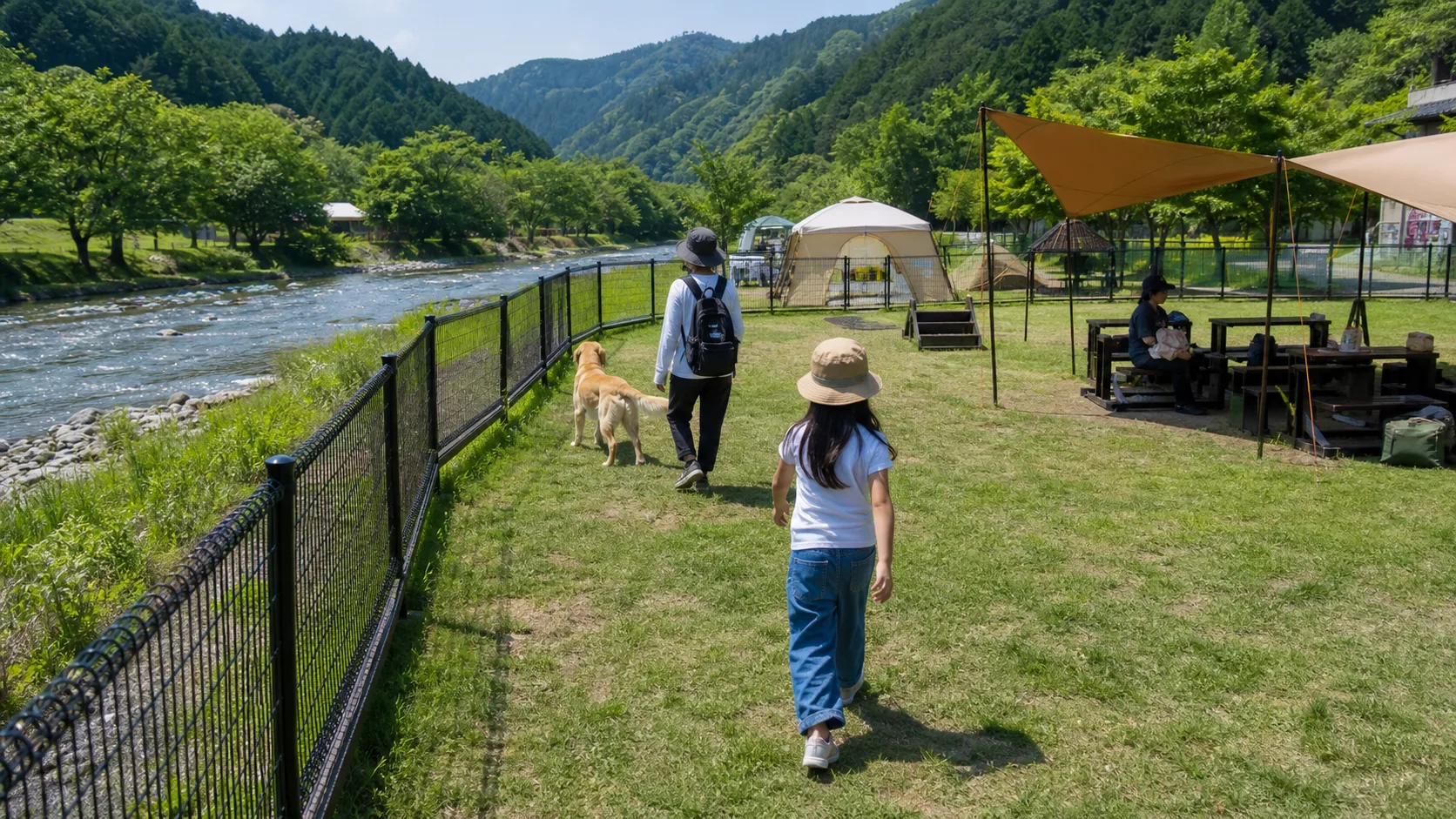 犬連れと子連れで使う川沿いドッグランをイメージした写真調素材